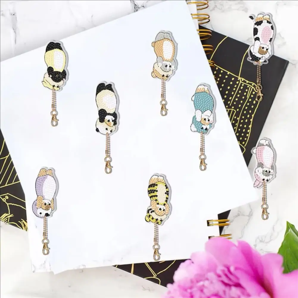 

DIY Diamond Painting Keychain Cartoon Cute Cats Series Mosaic Embroidery Pendant for Adult & Kid Handbag Purse Decoration