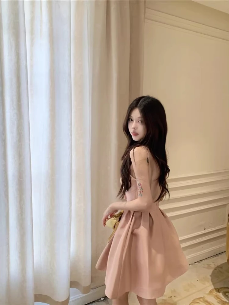 ชุดราตรีผ้าซาตินสีชมพูแซลมอน ประดับโบว์เอวสไตล์ฝรั่งเศส รุ่นใหม่ปี 2025 สำหรับผู้หญิง แฟชั่นชุดเดรสทรงเอไลน์สำหรับงานเลี้ยงค็อกเทล