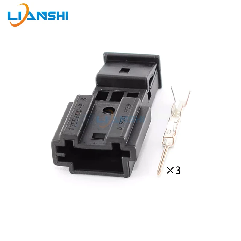 9-968700-1 is suitable for BMW tweeter car modification audio harness plugs. 1355620-1/1355600-9