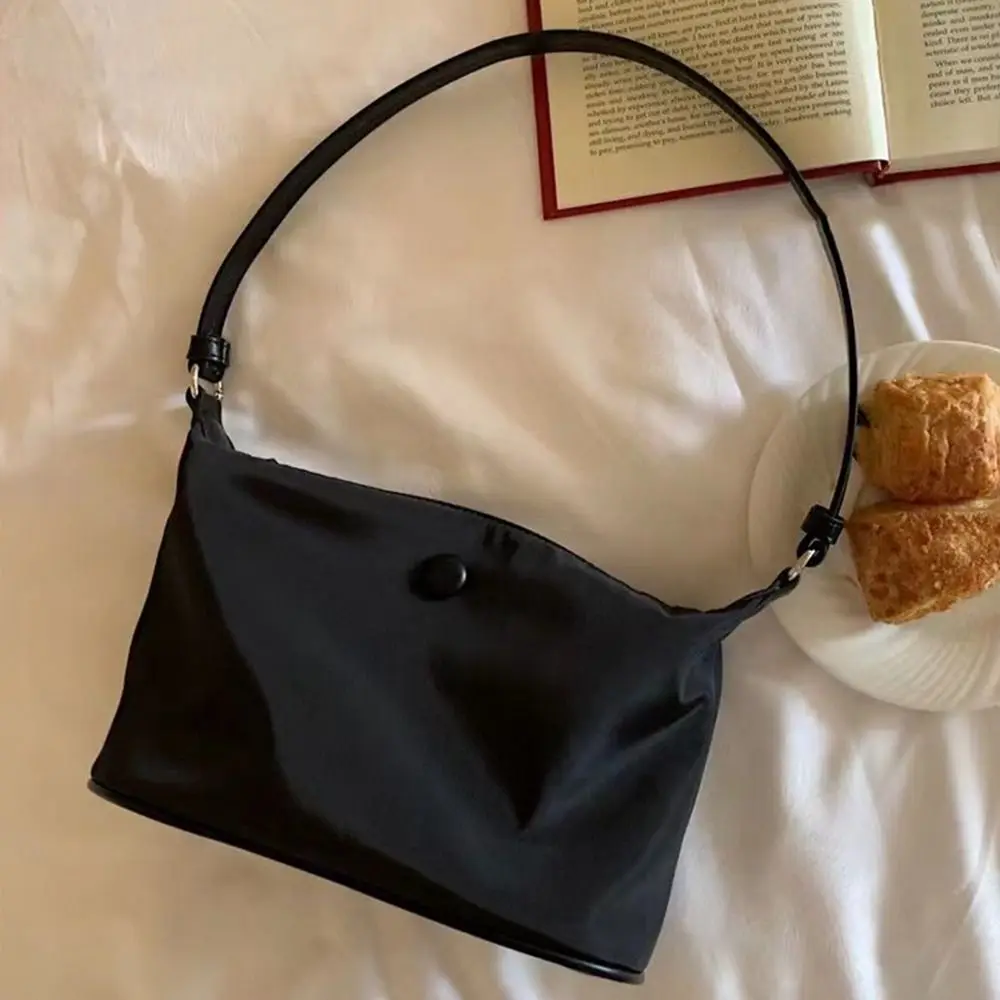 Nuova borsa da donna primaverile ed estiva borsa a tracolla singola in Nylon borsa per gnocchi leggera Casual e Versatile sotto le ascelle