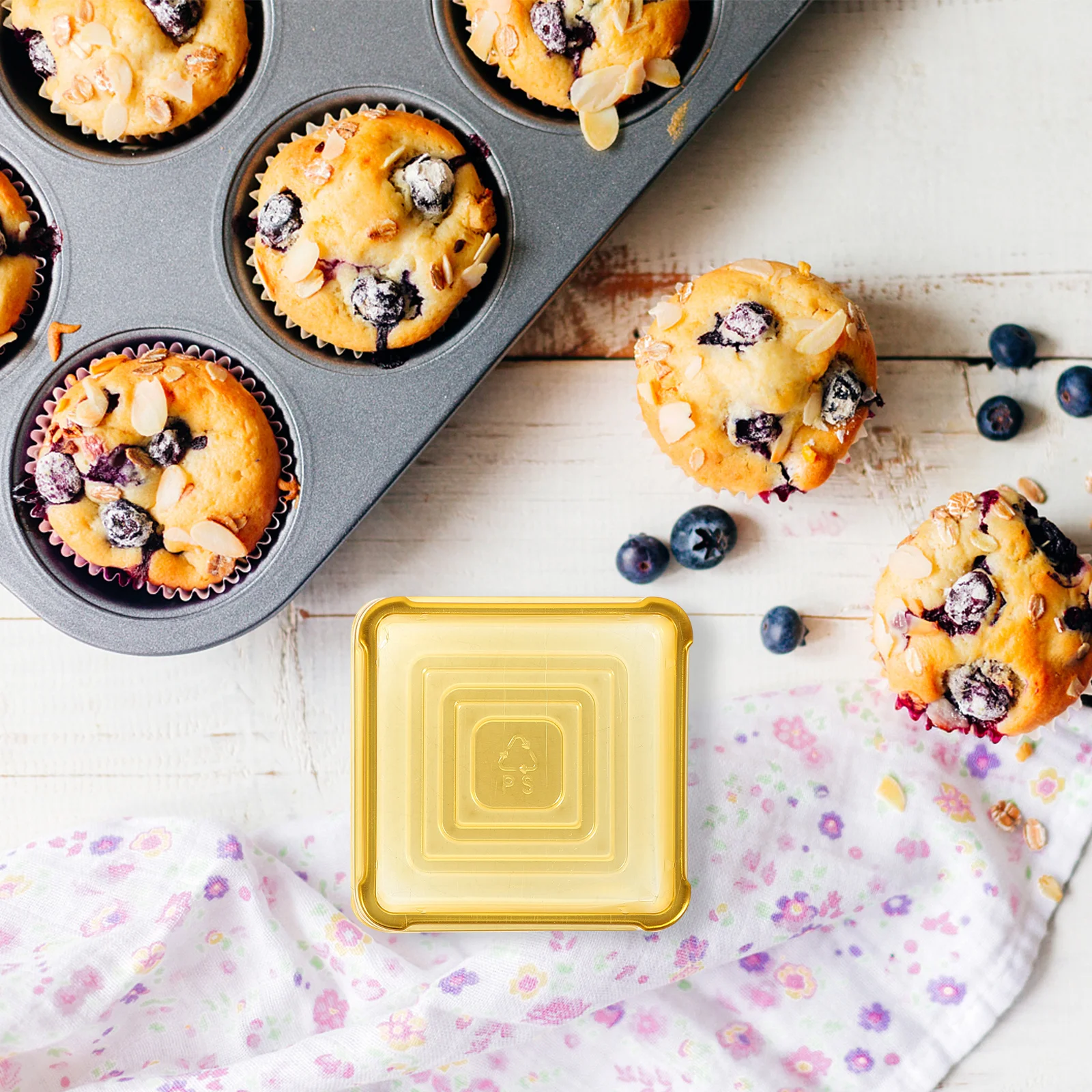 

50Pcs Square Dessert Boxes Clear Dome Cake Containers Cupcake Boxes Moon Cake Packing Bakery Supplies Clear Dome