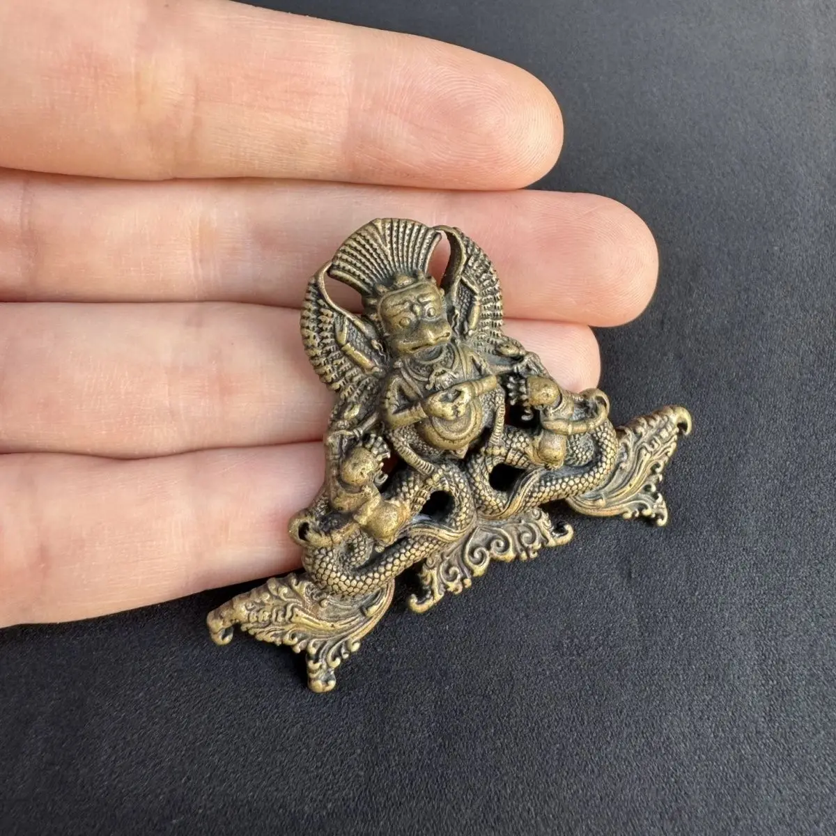 Tibetan  size as shown in the picture Seiko pendant brass Dapeng bird   Wenwan portable Dharma protector