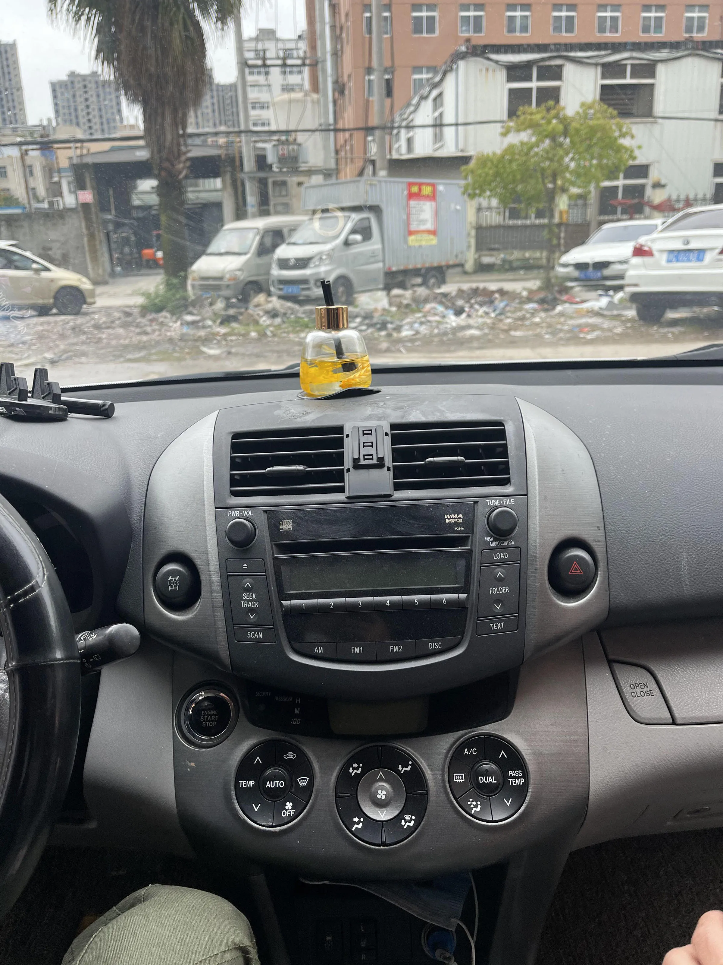 For Toyota RAV4 R AV4 XA30 2009 2010 2011 2012 Car Phone Holder Special Fixed Bracket Base For Car Auto Interior Accessories view 2