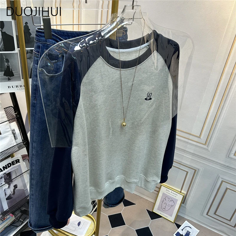 DUOJIHUI New Sweet Embroidery Chic O-neck Women Hoodies Spring Classic Contrast Color Fashion Simple Casual Loose Female Hoodies