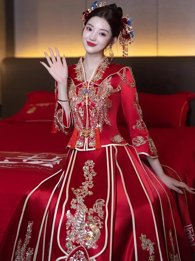 

Large-sized Chinese-style wedding dress phoenix crown red robe dragon and toasting attire