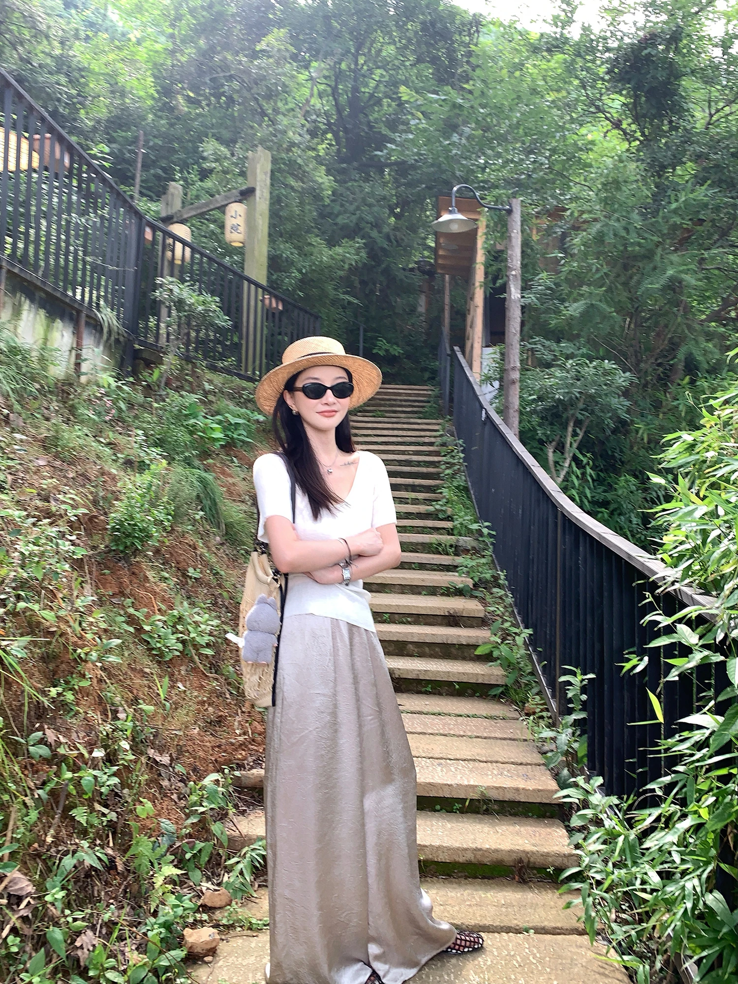 

Охлаждающие брюки из 100% ацетата с широкими штанинами, эффектом похудения и широкими манжетами, для повседневной носки, с высокой талией, длинные