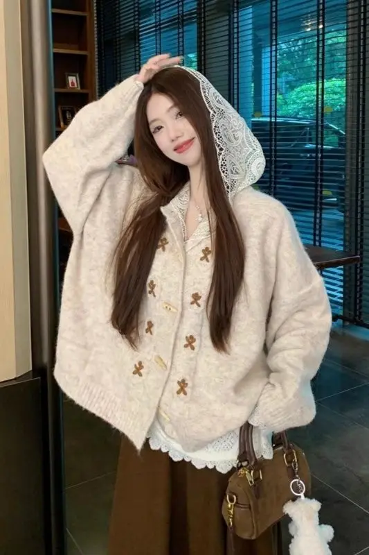 البلوزات لاعبا بالأزرار النسائية ليوبارد البوليستر الموضوع الذهب سستة المجهزة شرابات تخفيف الكورية نمط موضة بسيطة لينة #2