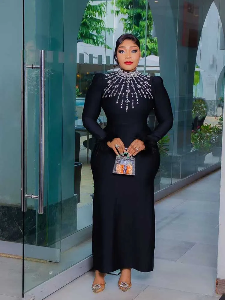 エレガントな黒のイブニングドレス女性のための秋の服ドレスラウンドカラーダイヤモンド付きエレガントシックなボディコンドレス長袖