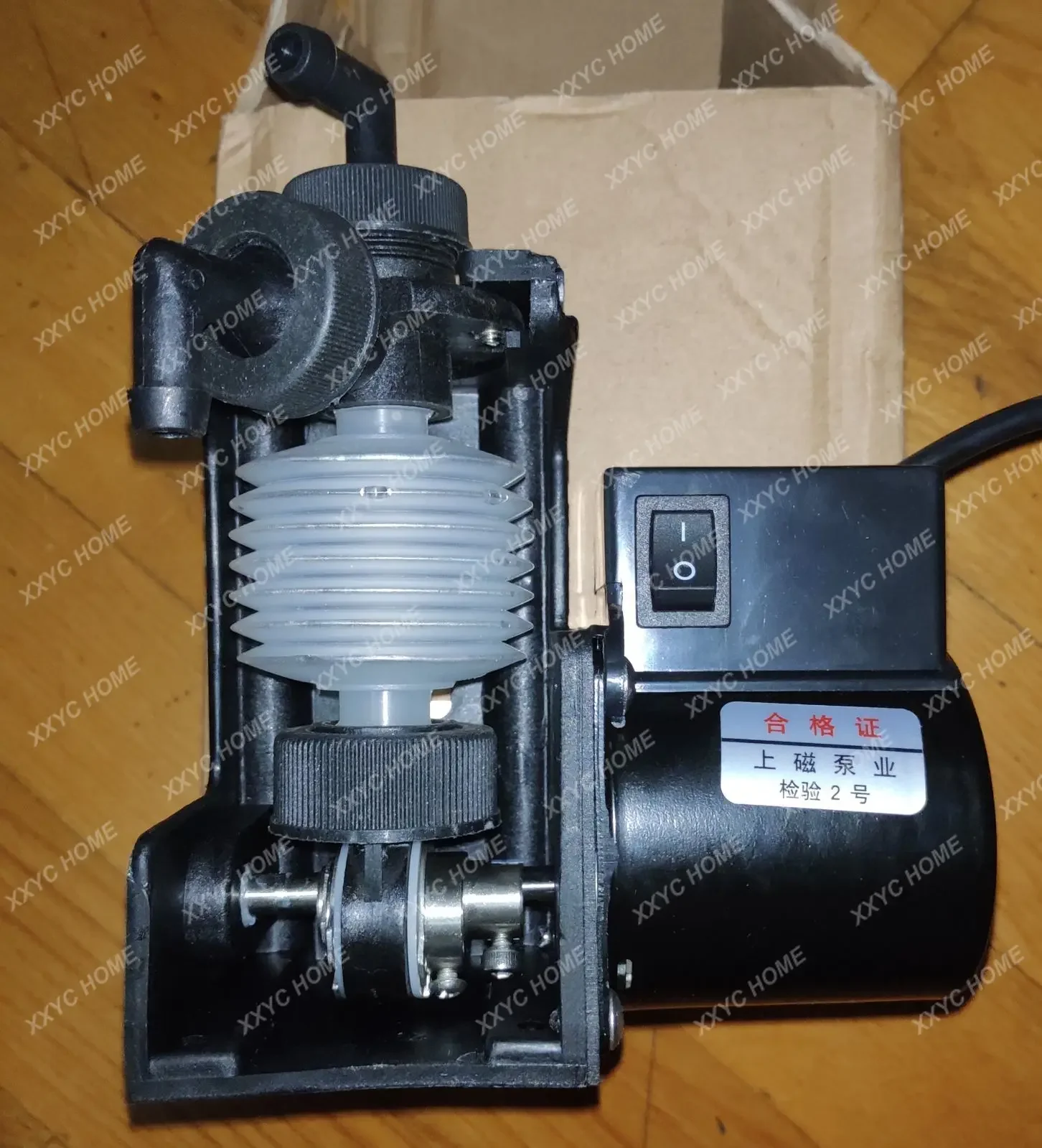 Printing machine developing potion replenishment pump, replenishment pump