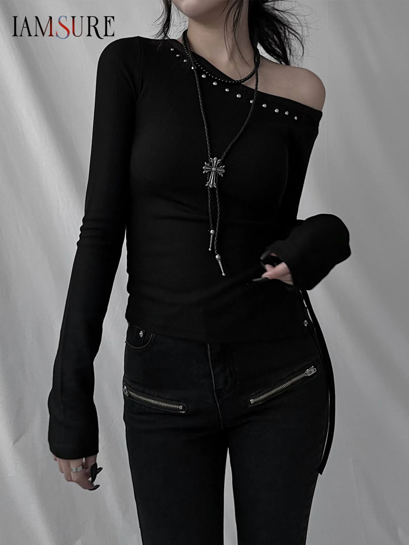 

IAMSURE Dark Slim Bandage T Shirt Casual Basic Solid Skew Collar Long Sleeve Tees Women 2025 Autumn Spring Fashion Streetwear