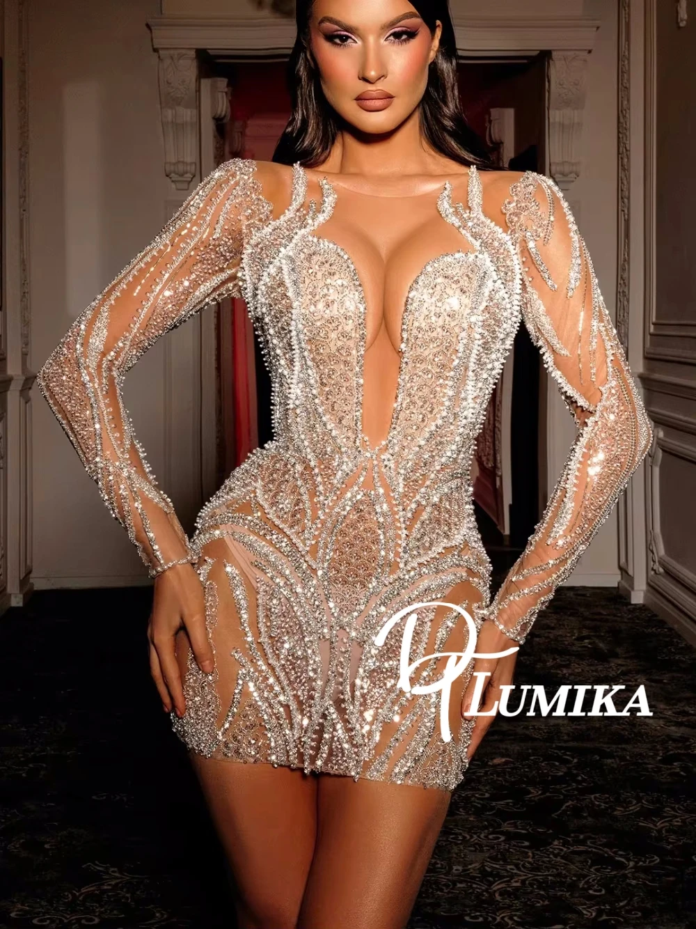 

New Arrival Illusion Mini Evening Dress Beading Pearls Exquisite Shimmering Customized Prom Gown Beautiful Sexy Club Party Wear