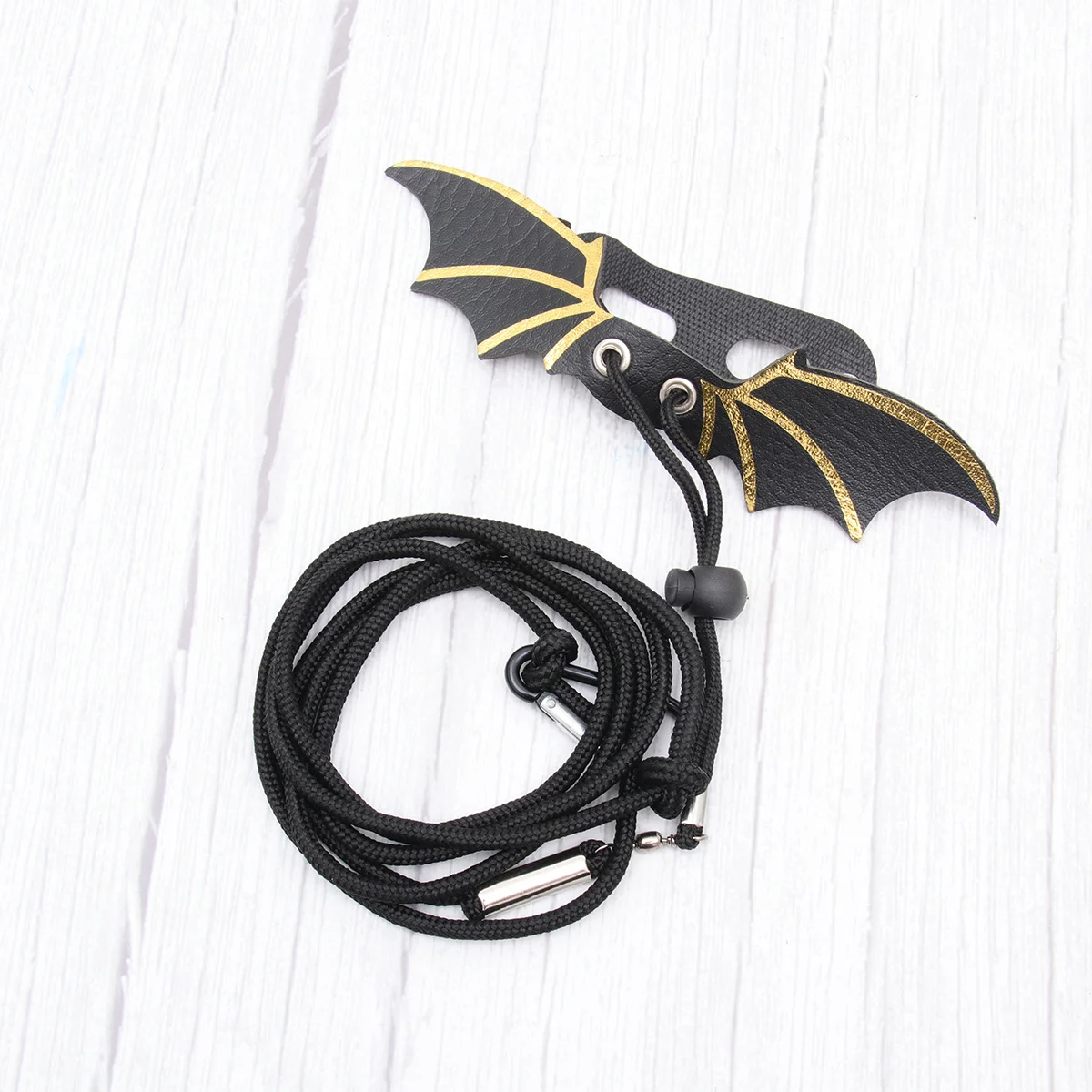 

Adjustable Lizard Harness with Devil Wings Rigid Structure Holds Shape Perfect for Daily Walks Reptile Hauling Cable