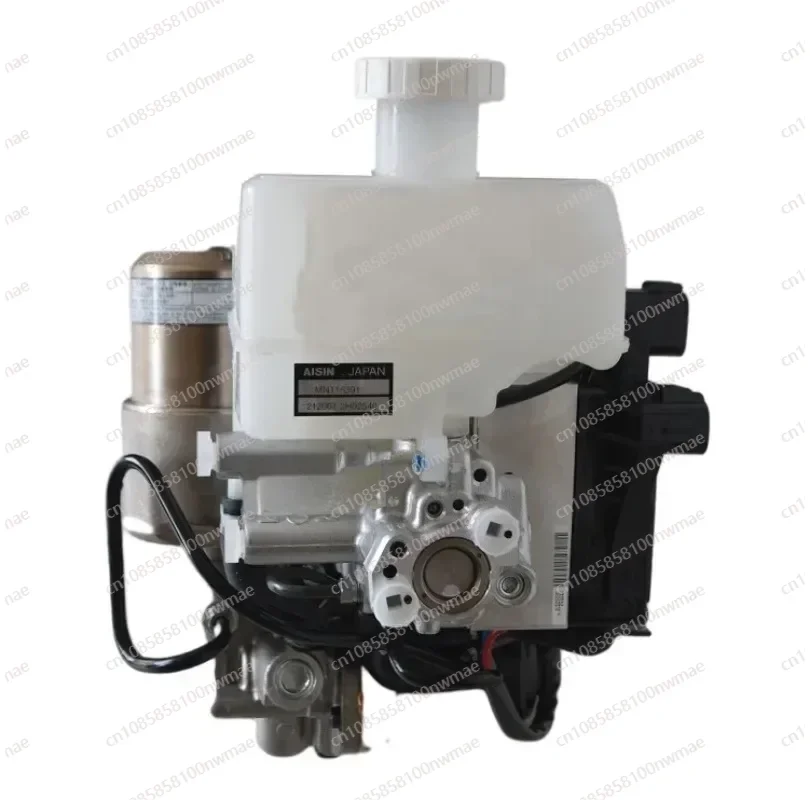 Applicable to Pajero V93 V97 V75 V77 V78 V73 brake master cylinder motor ABS pump assembly