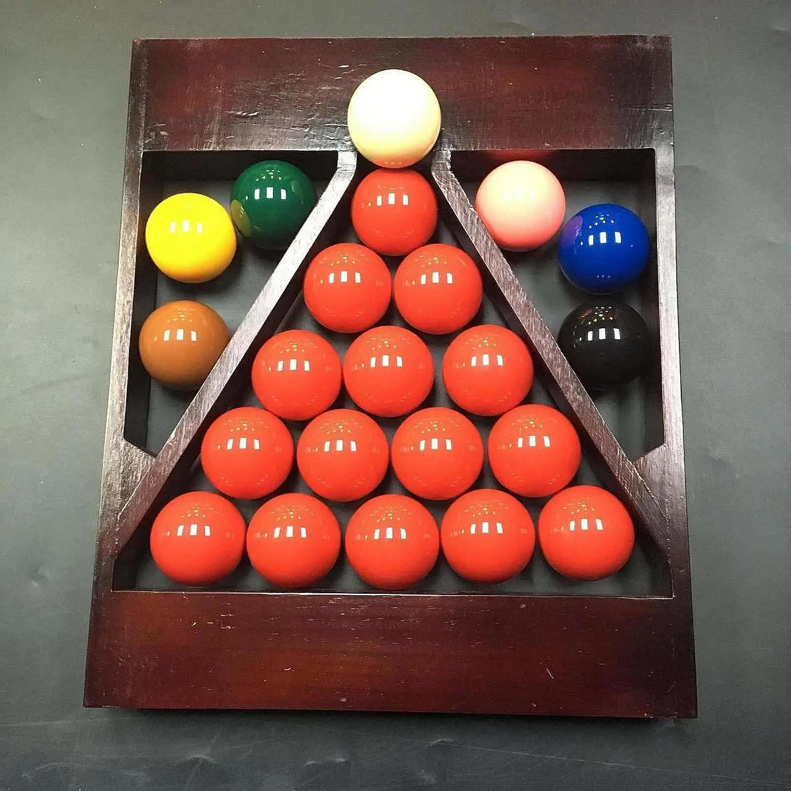 Billiard Ball Triangle Rack Pool Table Accessories Convenient Portable Sturdy Pool Ball Rack for Leisure Sports Competition
