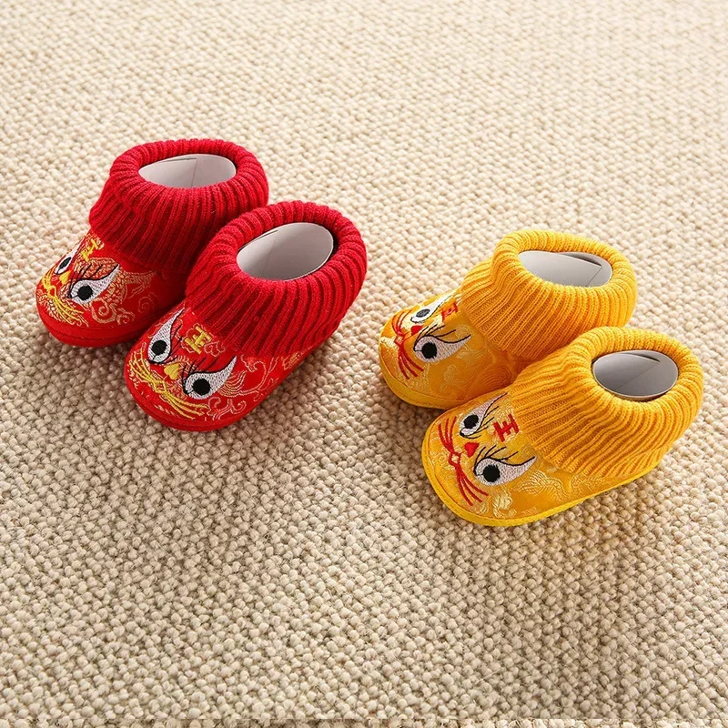 2024 Winter New Kawaii Baby Cartoon Tiger Embroidery Girl Boy Shoes Toddler Soft Soled First Walkers Baby Casual Sneakers Shoes