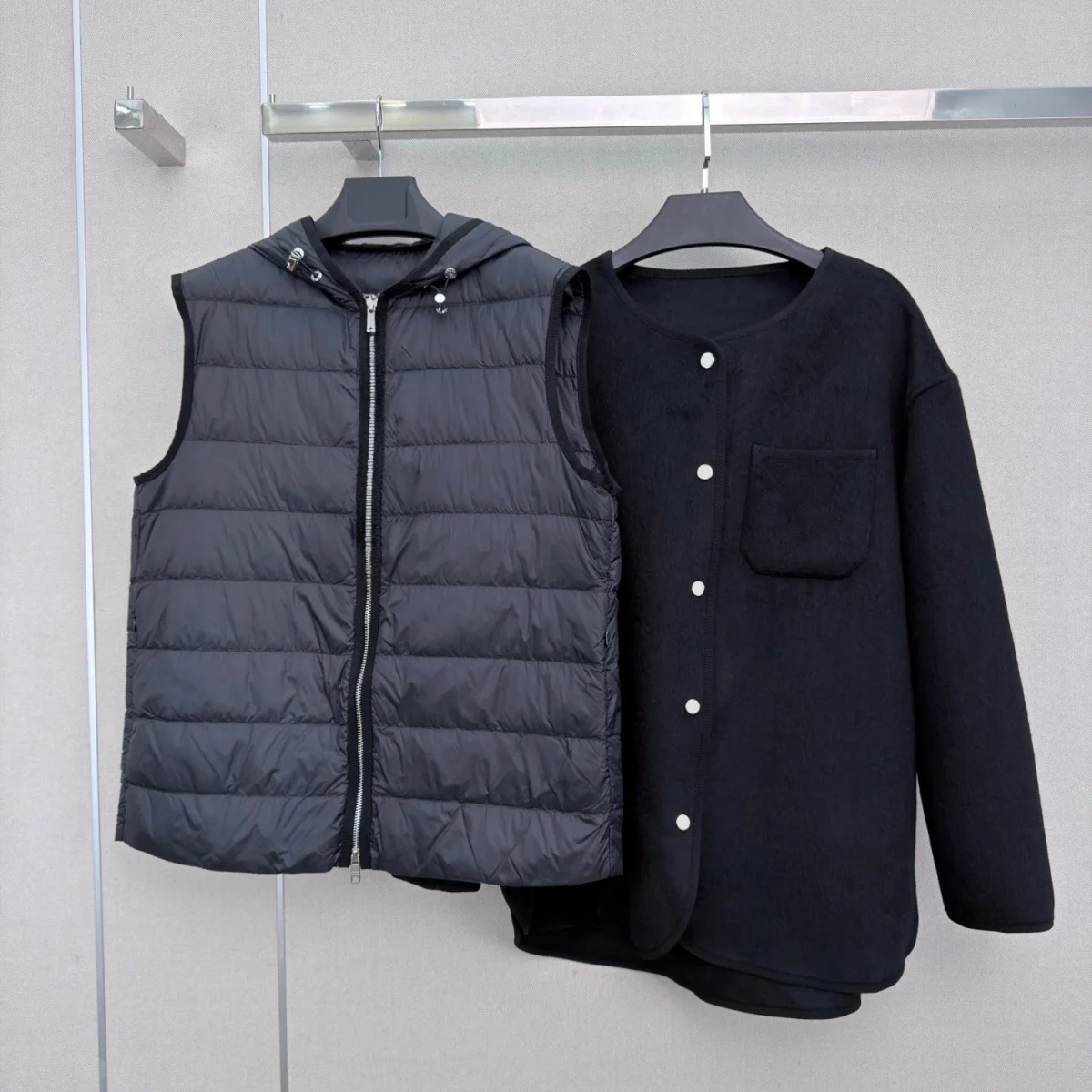 2026 high-quality women's detachable hooded down vest round neck woolen coat two-piece set--2026090189