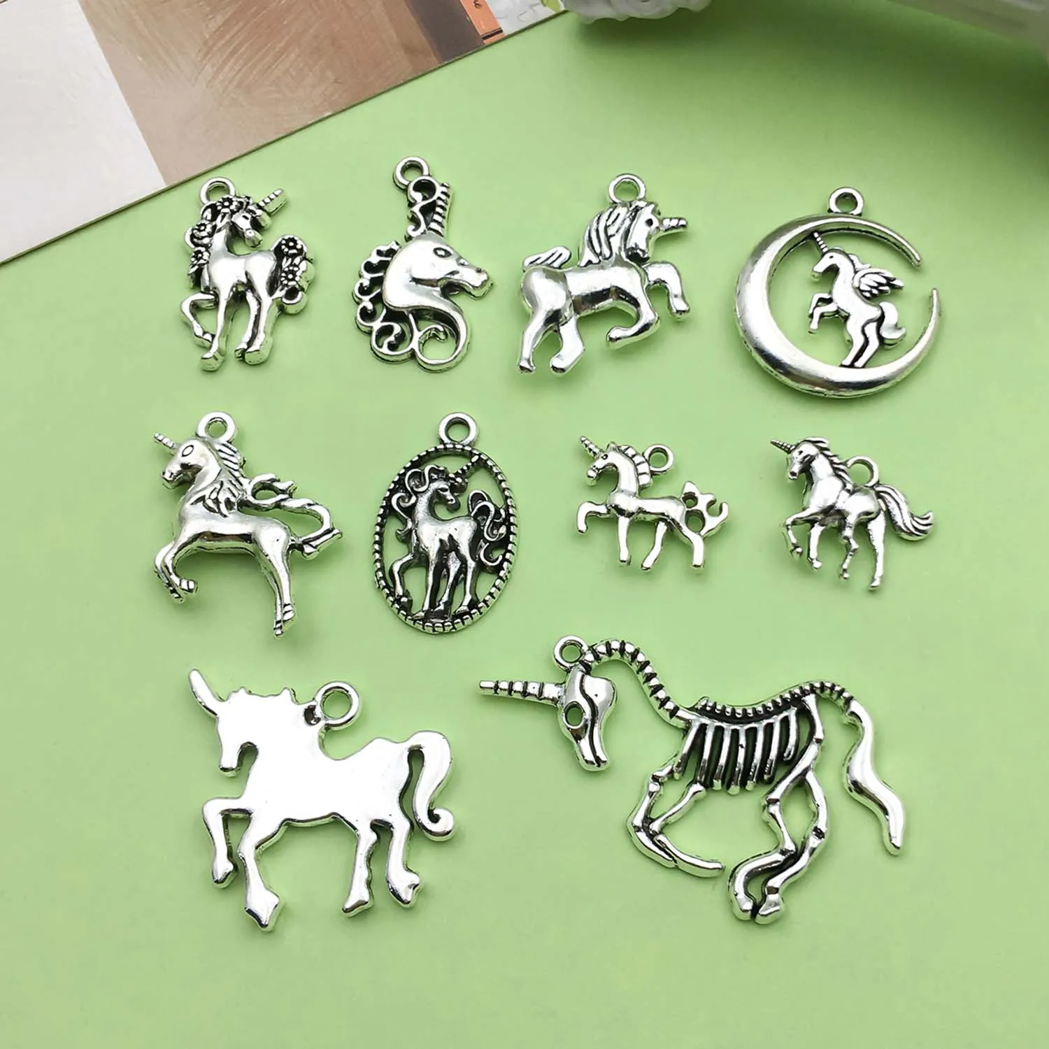 10pcs Vintage Unicorn Design Charms Alloy Animal Pendants for DIY Bracelets Necklaces Jewelry Making Accessories