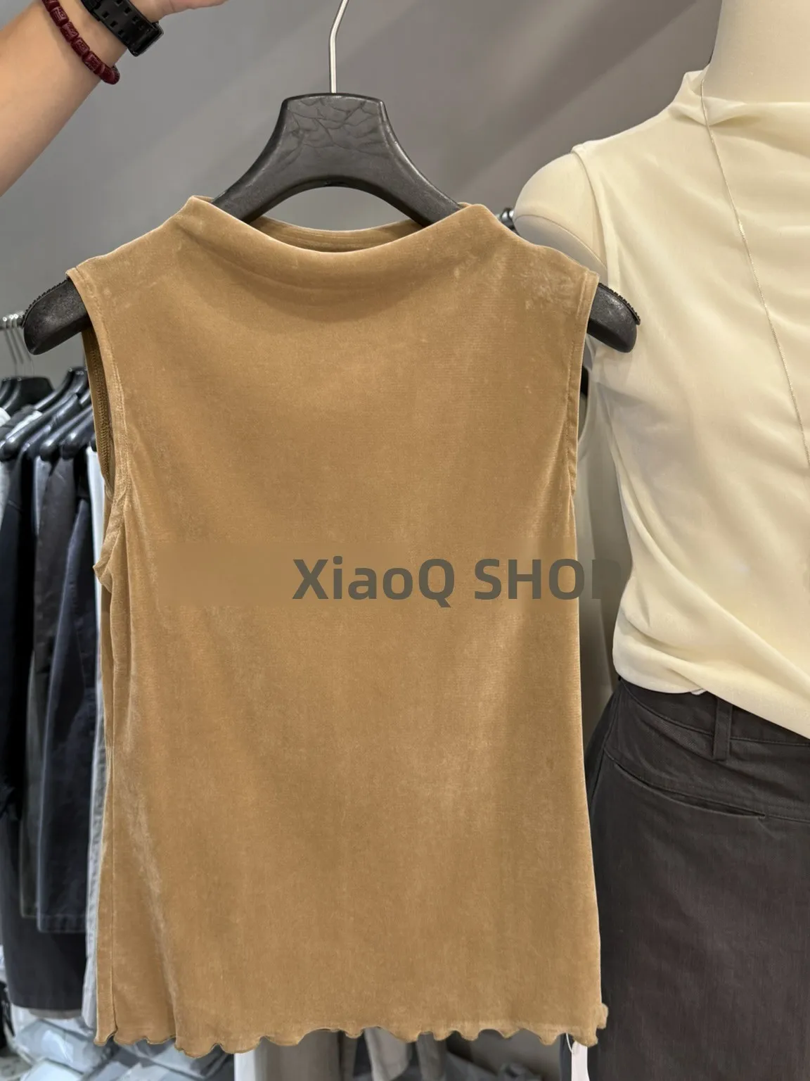 Versatile Basic Style Korean Half High Collar Skin-friendly Slim Fit Velvet Sleeveless Vest Women Early Autumn Shoulder Top