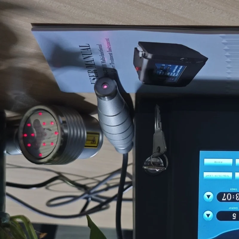 

HLKGO Профессиональная холодная лазерная терапия 808 нм 650 нм 1055 мВт, высокая интенсивность для лечения хронической боли и реабилитации мышц