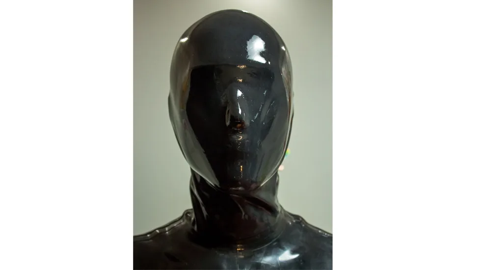 

(DM013) Top quality DM 100% natural full head human face without zipper latex mask rubber hood