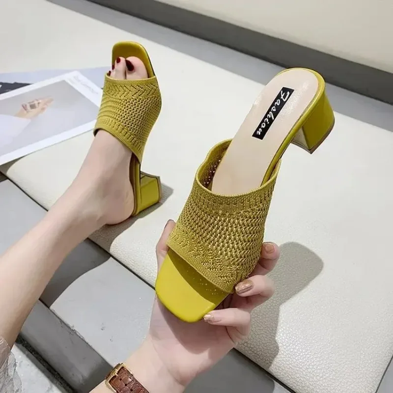 Women Slippers  Closed Toe Comfort Slippers Women Fashion Fly Weave Outdoor Sandals Women Medium Heel Slippers 2024