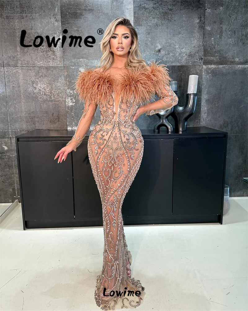 2024 Feathres Party Celebrity Dresses Long Sleeves Mermaid See Through Prom Dress Gowns Full Crystals Beaded Evening Dress Robes