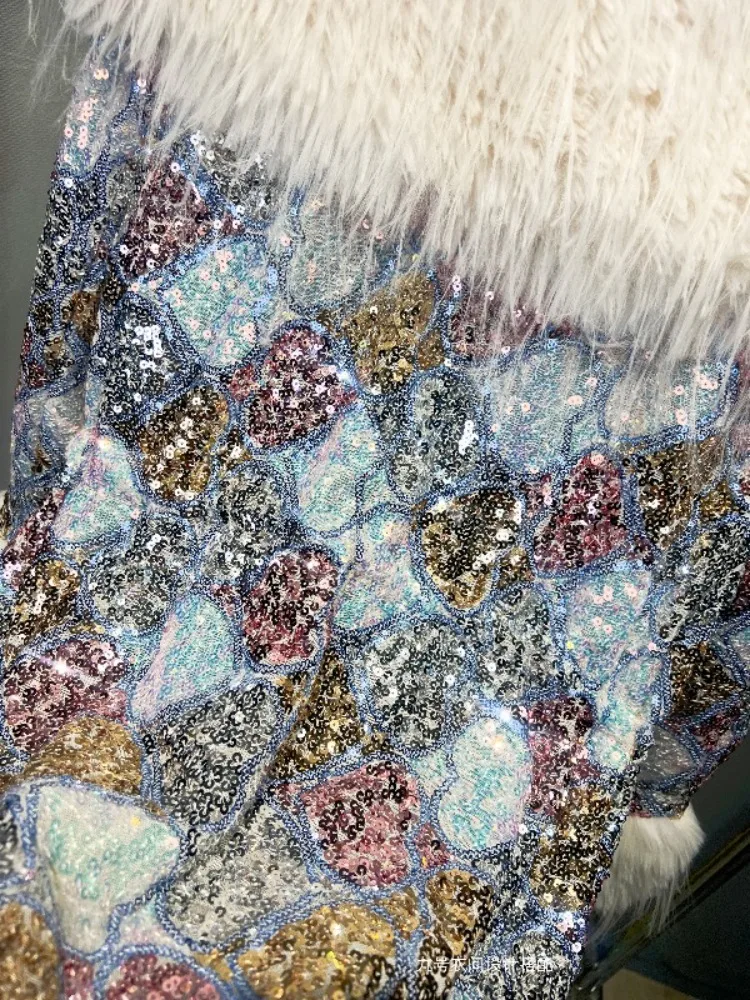 2025 Winter New Fashion Large Fur Collar Heavy Sequin Stylish Faux Fur Coat for Women Warm Loose Mid-Length Winter Coat Women