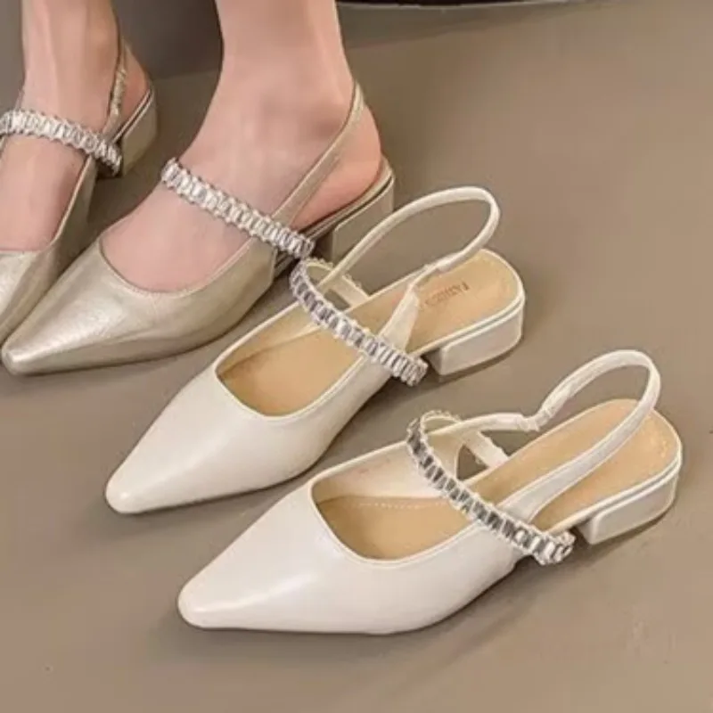 2025 Primavera Nuove donne Sandalo Moda Punta a punta Slip on poco profondo Abito Ciabatte Scarpe Sottile Sandalo con cinturino alla caviglia con tacco basso