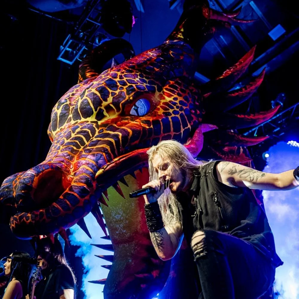 Giant Inflatable Half‑Body Dragon Head Model, Lifelike Animal Head, Concert Performance Stage Event Decoration Display Props