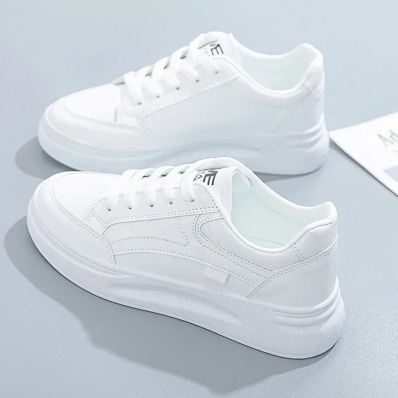 Chaussures de dehors Décontractées à Semelle Optique pour Femme, Baskets d'Été Blanches, Respirantes, Confortables, Tennis à Plateforme, Nouvelle Collection 2024