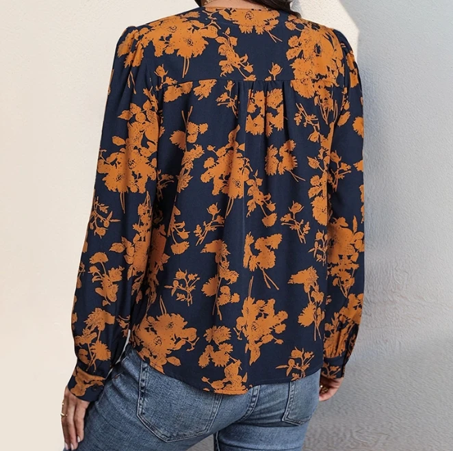 Top long sleeved pullover printed shirt