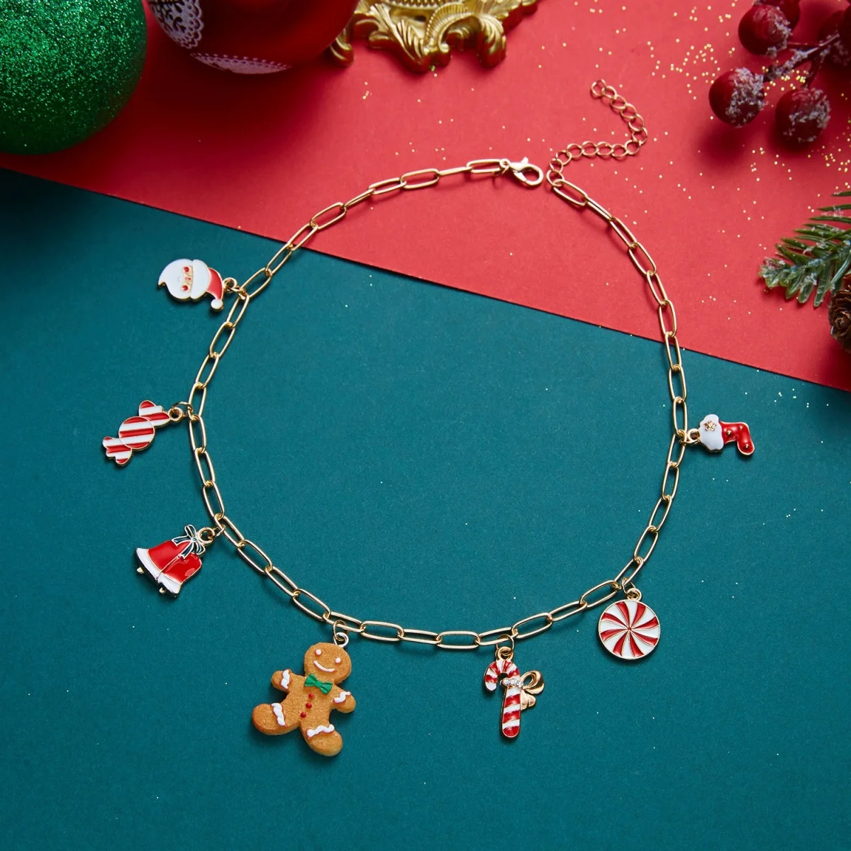 Weihnachts-Halskette mit Lebkuchenmann, Weihnachtsbaum, Hirsch, Schneeflocke, simulierten Perlen für Damen und Herren, Weihnachtsmann-Glocken, Choker, Party-Schmuck – Detail 24