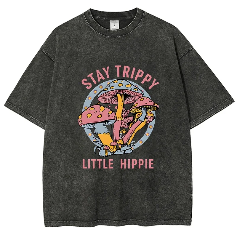 

Stay Trippy Little Hippie Letter Mushroom Pattern Fashionable Cotton Round Neck Short Sleeved Men'S Retro Printed Washed T-Shirt