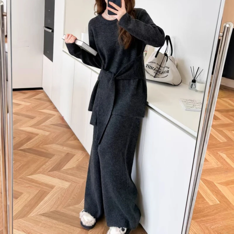 2025 خريف جديد ضوء ناضج نمط الدانتيل متابعة تصميم الخصر الوجهين أعلى لتنحيف أسفل واسعة الساق السراويل دعوى