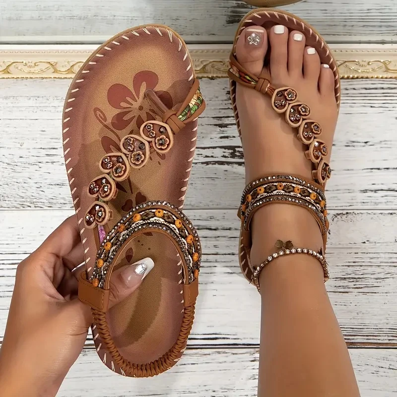 

Large size flat flower sandals Bohemian style women's open toed outdoor beach sandals