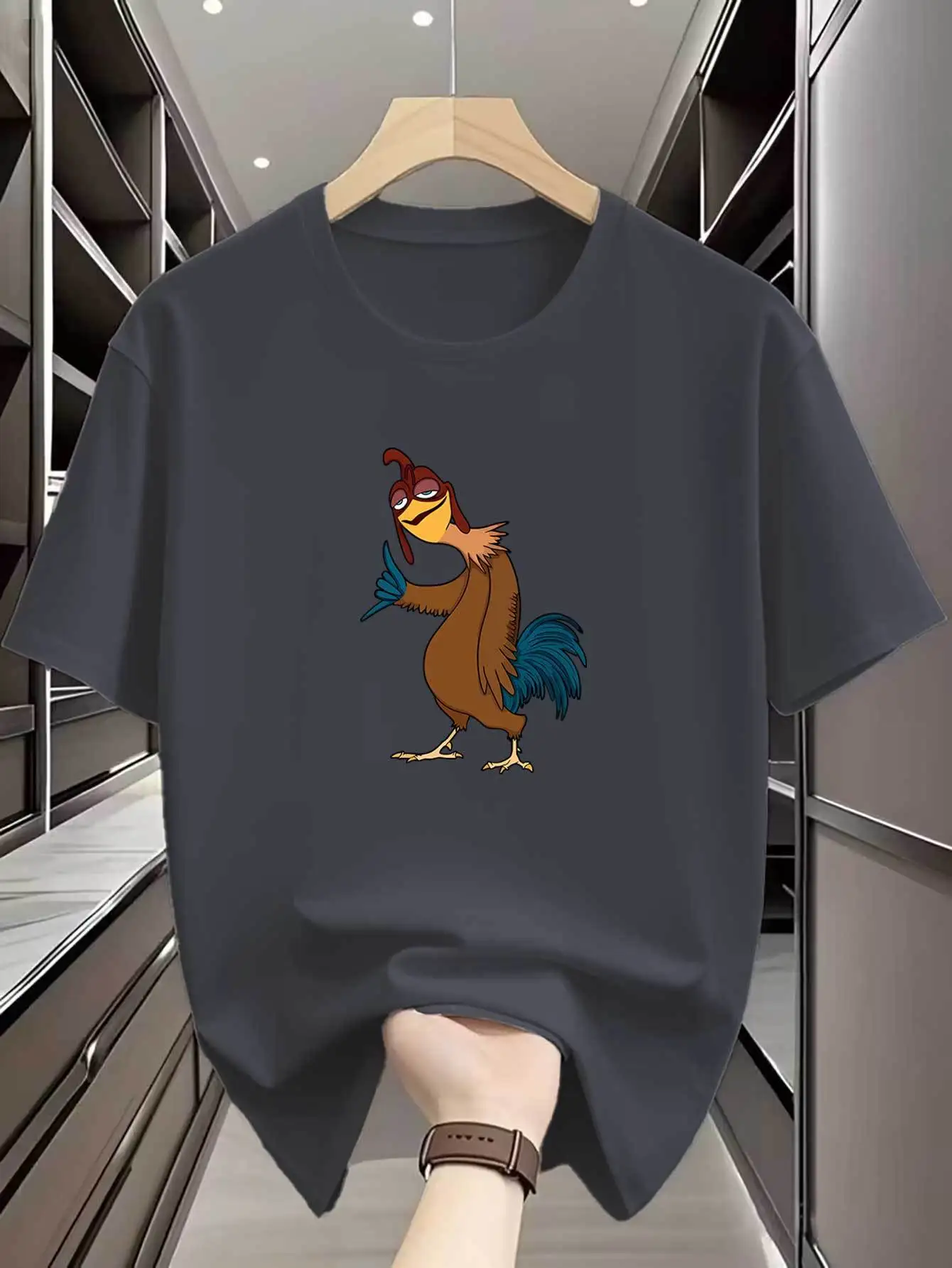 Men's round-neck short-sleeved printed shirt with multiple color options. Quick-drying and breathable top. Summer men's T-shirt.