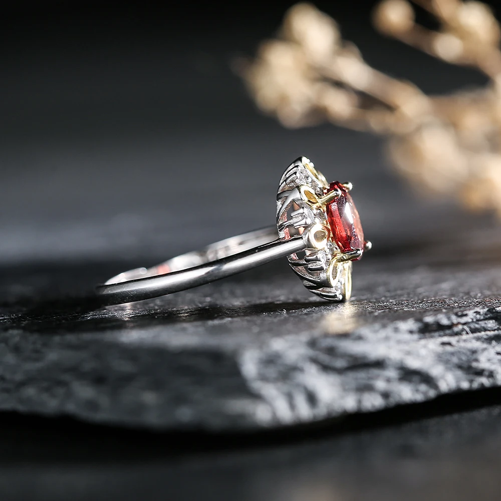 S925 pure silver natural garnet crystal ring, elegant and exquisite two tone petal design, women's wedding jewelry birthday gift