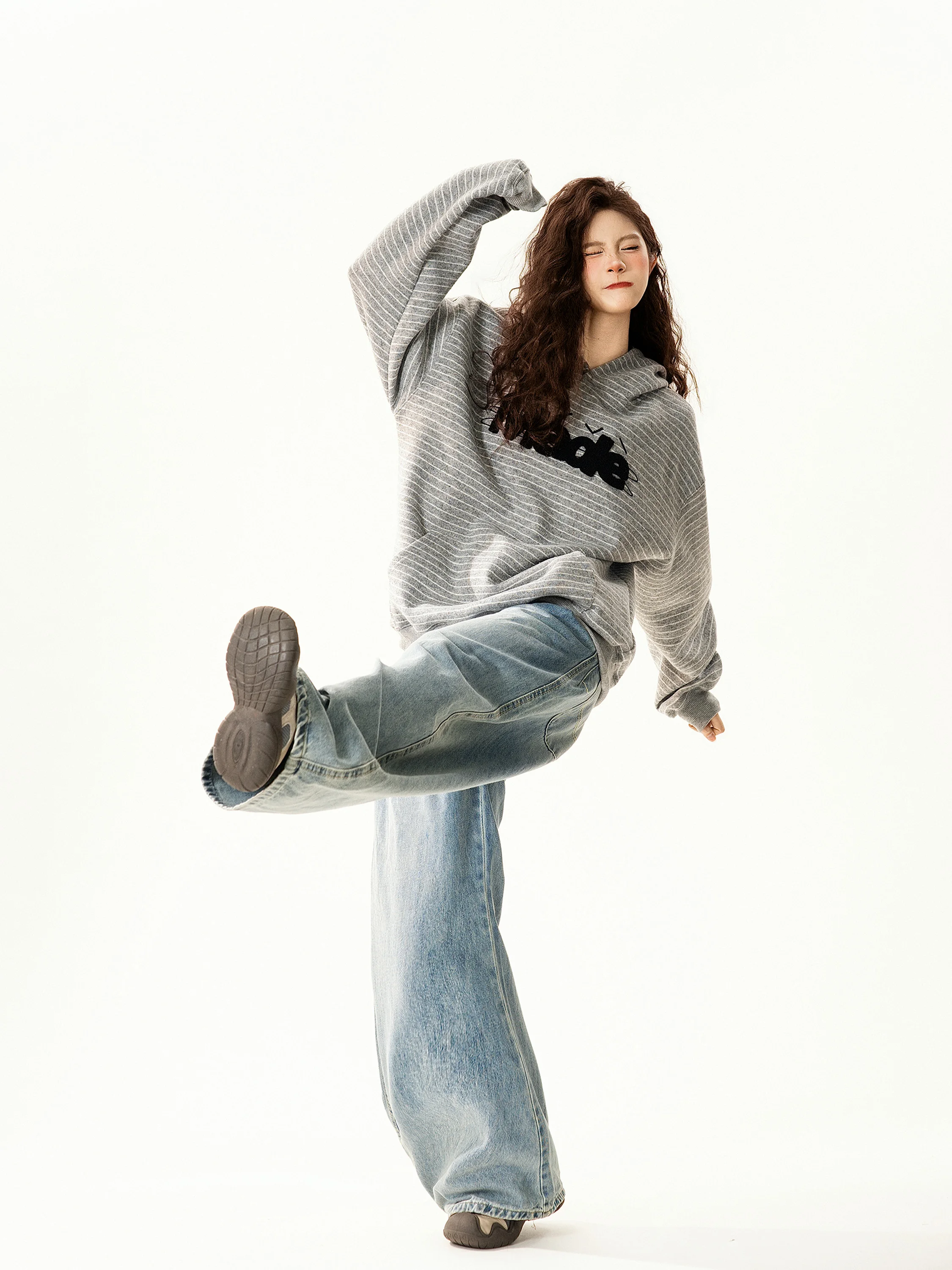 

Retro American Towel Lettering Hoodie Women's Loose Fit Spring Season Couple's Street Sle Long Sve Casual Sweatirt