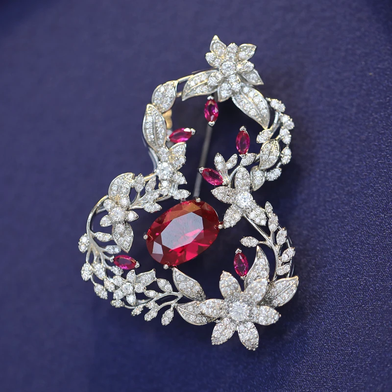 Luxury Design Crystal Flower Basket Snowflake Brooches for Women Fashion Maple Leaf Animal Corsage Coat Suit Accessories Pins