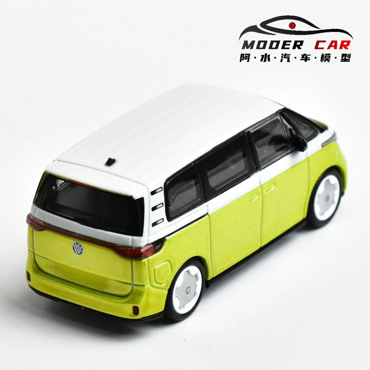 

MINIGT TSM 1110 1:64 Diecast Model Car