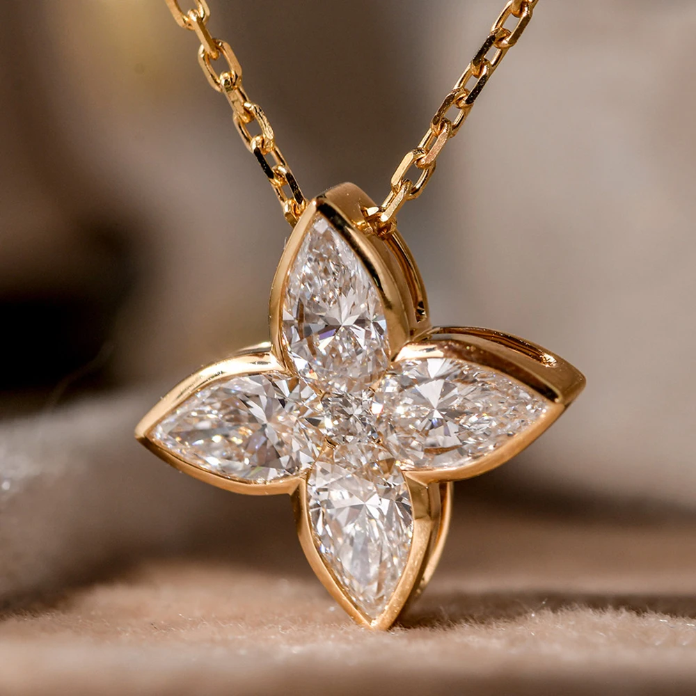 

2.06cttw Four Leaf Full Moissanite Pendant Necklaces for Women Pear/Round Cut Bezel Set Diamond S925 Silver Jewelry Party Gifts