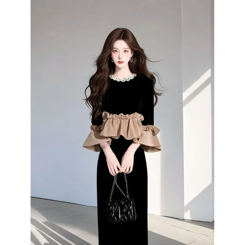 

Корейская одежда 2025 года, высококачественный супер красивый уникальный и красивый маленький ароматный стиль, комплект черной бархатной верхней юбки