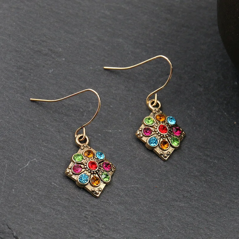 Vintage Bohemian Drop Dangle Earrings For Women Long Crystal Flower Hollow Geometric Enamel Ethnic Boho Wedding Earrings Jewelry