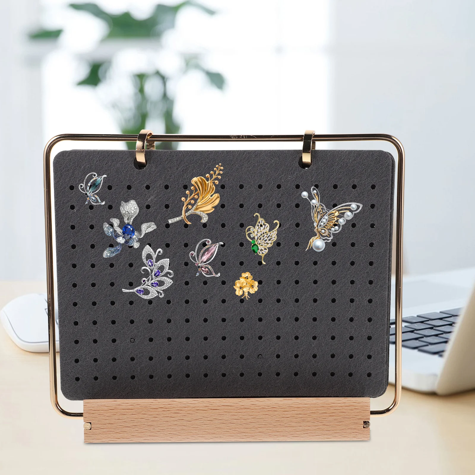 

Felt Pin Display Board 6 Pages Jewelry Organizer with Wooden Stand for Enamel Pins Brooch Collection Storage and Daily Styling