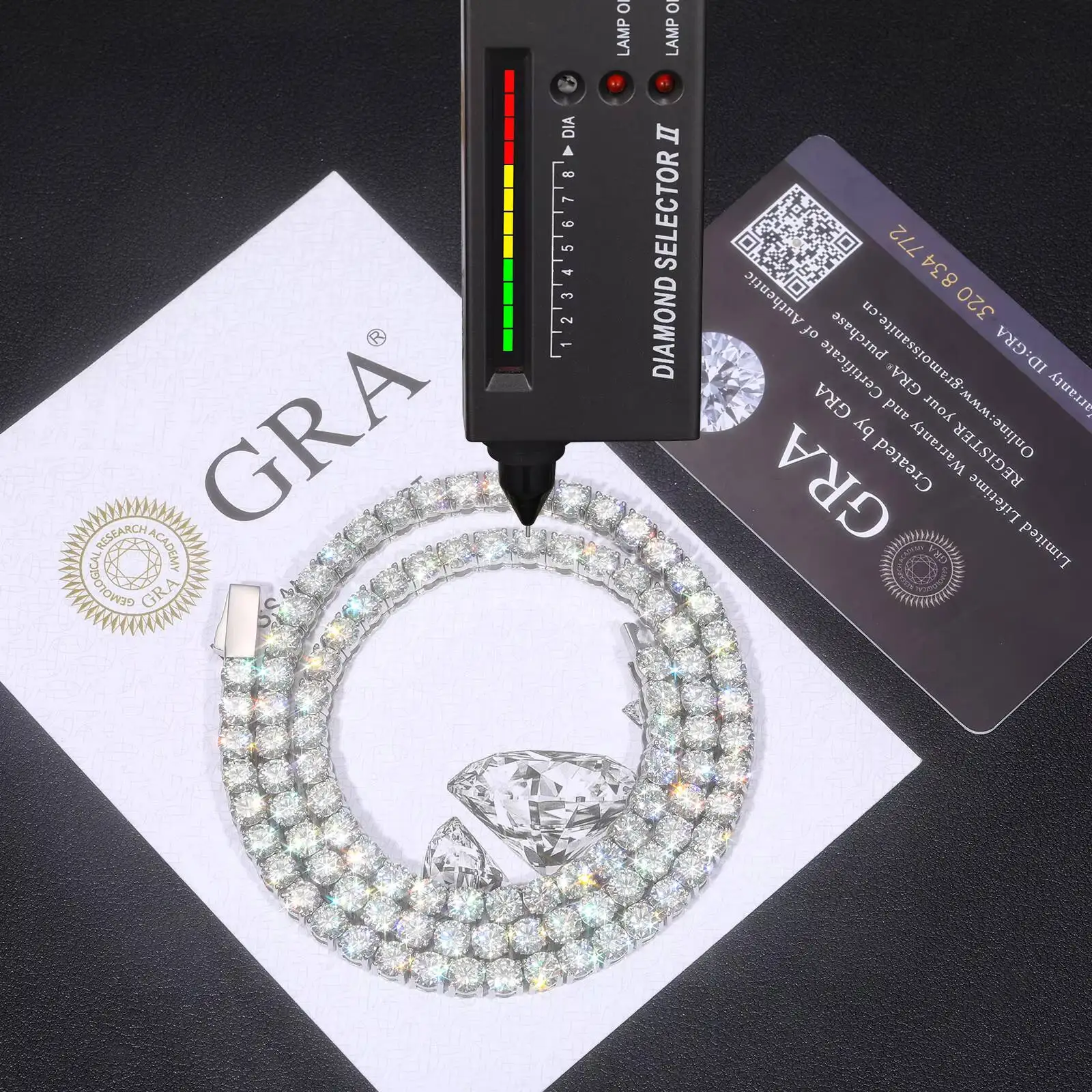 

Недорогая водонепроницаемая, нержавеющая, не выцветающая, гипоаллергенная, прочная классическая теннисная цепочка VVS с силиконовыми камнями для плавания и летних украшений