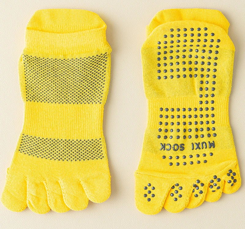 Men's 3 Pairs Non-slip Five Finger Grip Socks