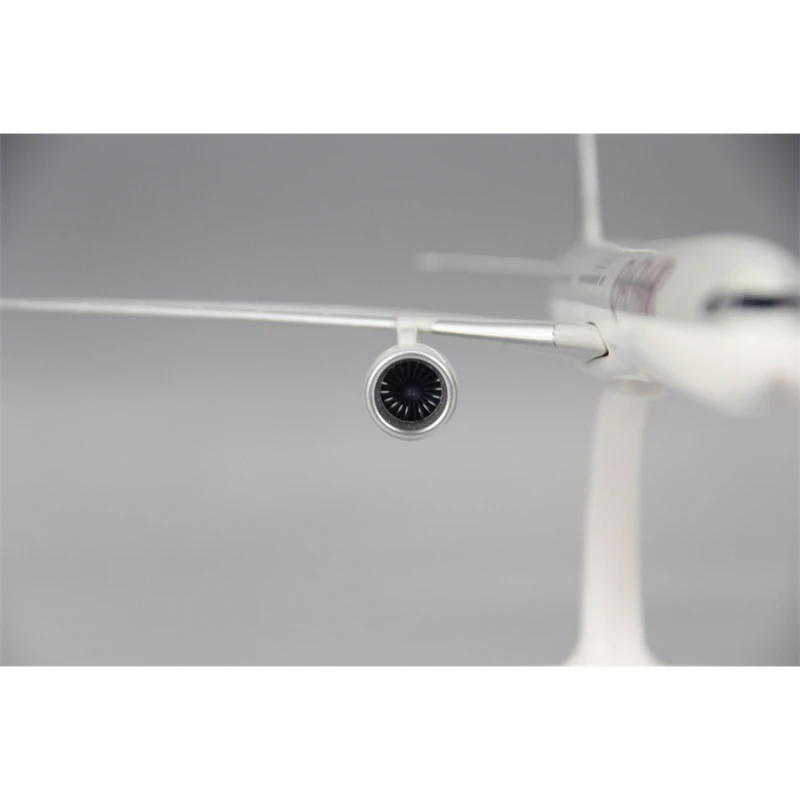 1:200 スケール A350-1000 カタール航空航空 ABS プラスチック飛行機