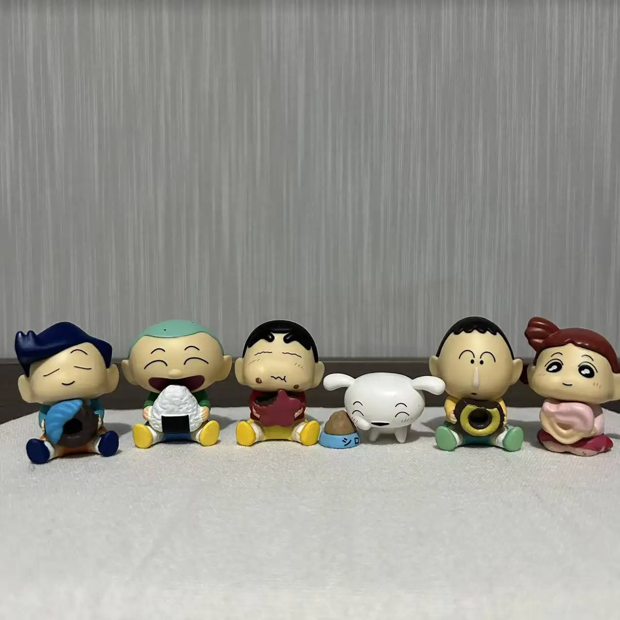 

6pcs/set Anime Crayon Shin-chan food party miniature scene Kawaii Figure PVC Model Toys Doll ornament Gifts
