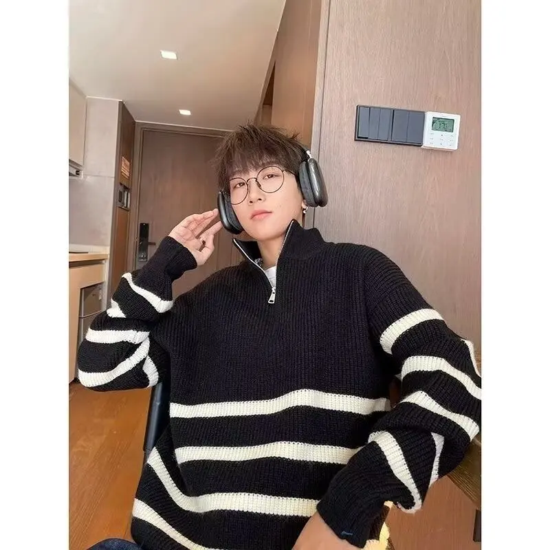 

American Retro Casual V-Ne Knitted Sweater Men's Color Open Cardigan Soft Polyester Fiber Winter Outerwear