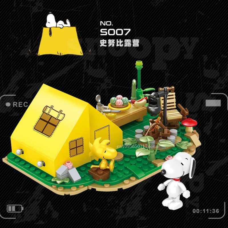 Snoopy Scena Building Blocks Set di cartoni animati per bambini Costruzione Casa rossa Campeggio Scuolabus Building Blocks Giocattolo Regalo a sorpresa